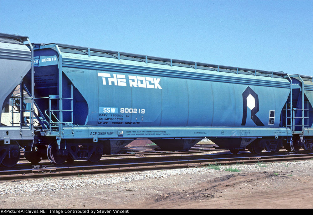 Cotton Belt ex "ROCK" covered hopper SSW #800219